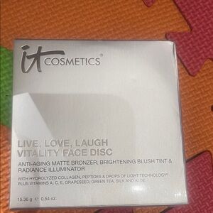 IT Cosmetics Live, Love, Laugh Vitality Face Disc